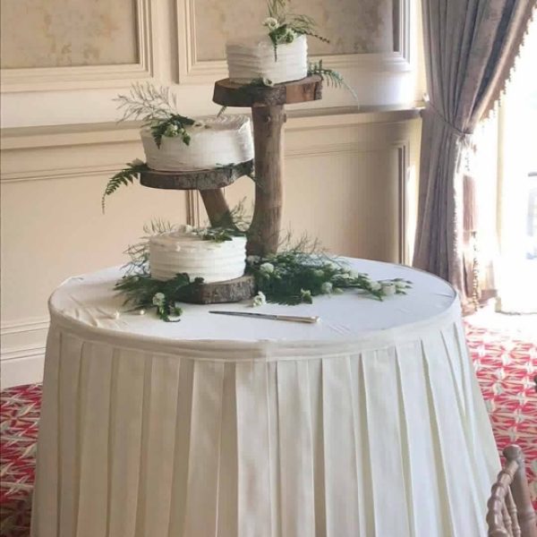 Bradburys-Wedding-Cake-1