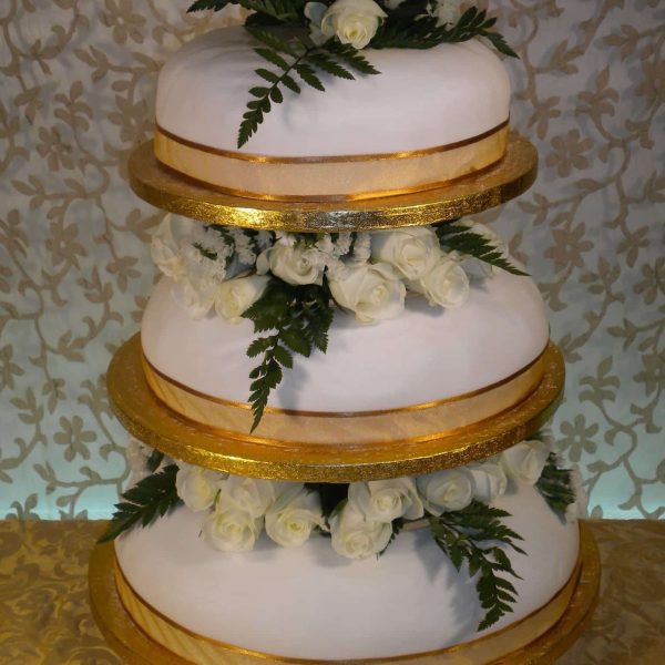 Bradburys-Wedding-Cake-14