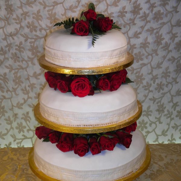 Bradburys-Wedding-Cake-15